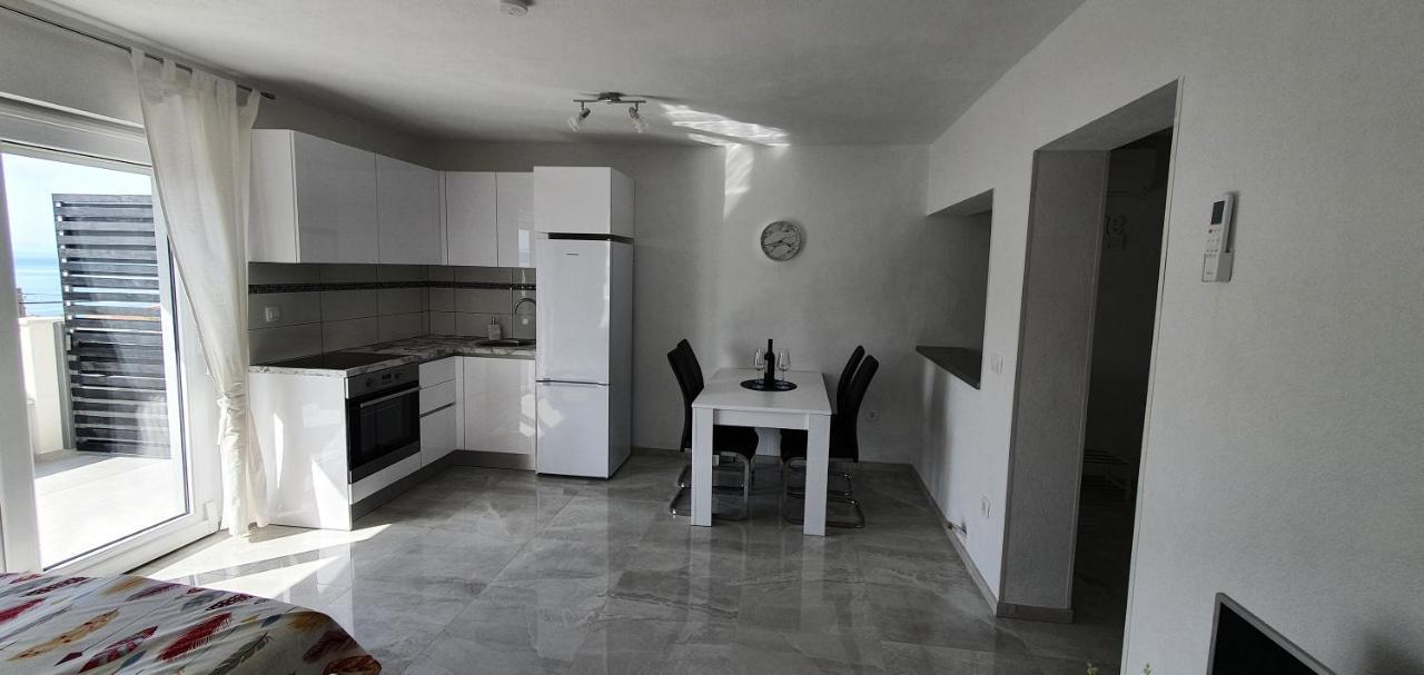 Apartmani Naomi&Leo Сень Экстерьер фото