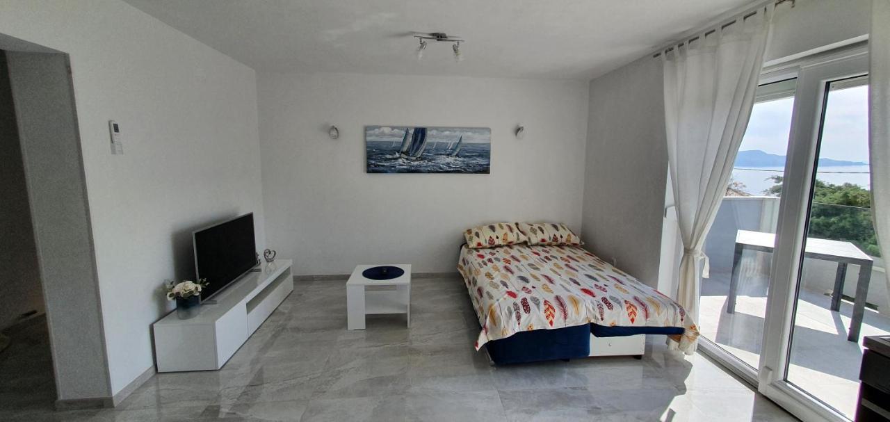 Apartmani Naomi&Leo Сень Экстерьер фото